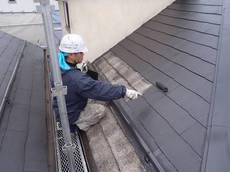 屋根塗装中塗りP4210511-s.JPG