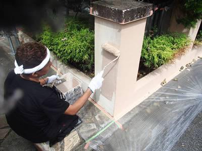 20140905外壁塗装T様邸塀2中塗りP9055687-s.JPG