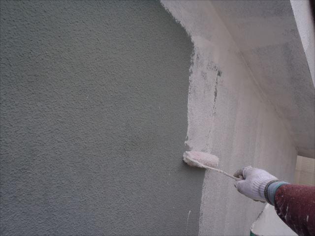 20170703外壁塗装K様邸外壁1下塗りP7031628_s.JPG