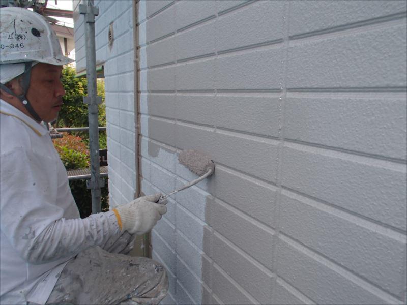 20170515外壁塗装S様邸外壁3中塗りP5152013_s.JPG