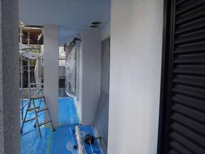 20130112外壁塗装K様邸外壁下塗りP1124422-s.JPG
