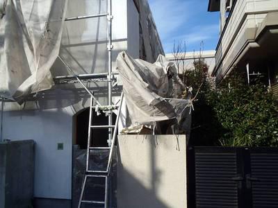 20130117外壁塗装K様邸外壁下塗りP1174457-s.JPG