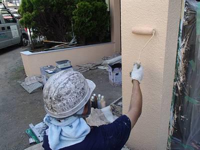 20150428外壁塗装K様邸塀上塗りP4280008-s.JPG