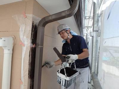 20150521外壁塗装H様邸雨樋塗装P5210260-s.JPG