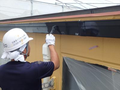 20150528外壁塗装S様邸雨樋塗装P5281546_s.JPG