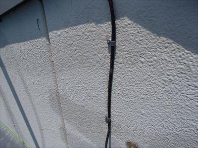 20150710外壁塗装K様邸配線固定P7100014_s.JPG